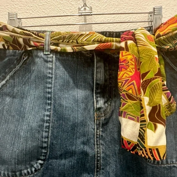 Colorful 48x10” Animal Print Scarf - Picture 12 of 16